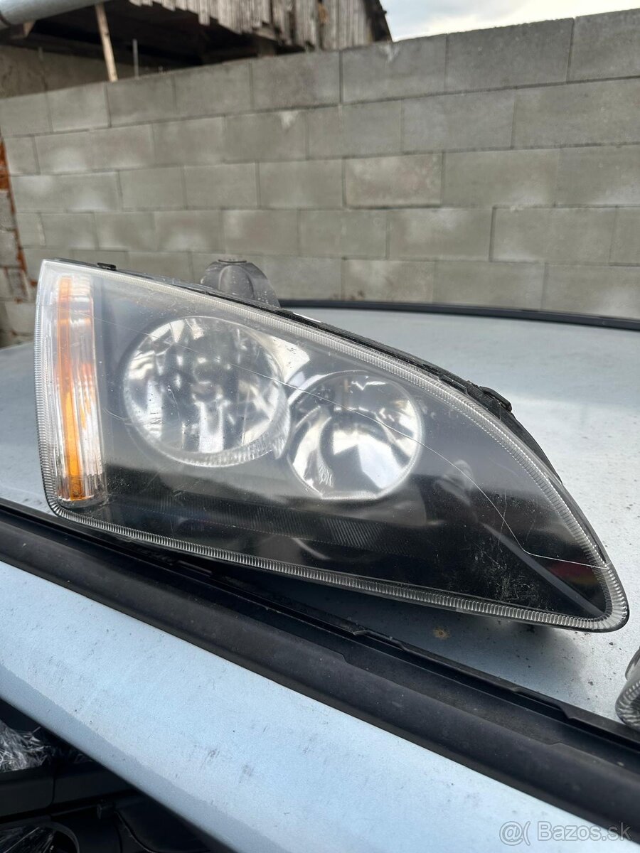 Ford FOCUS predné a zadné svetlá dohoda
