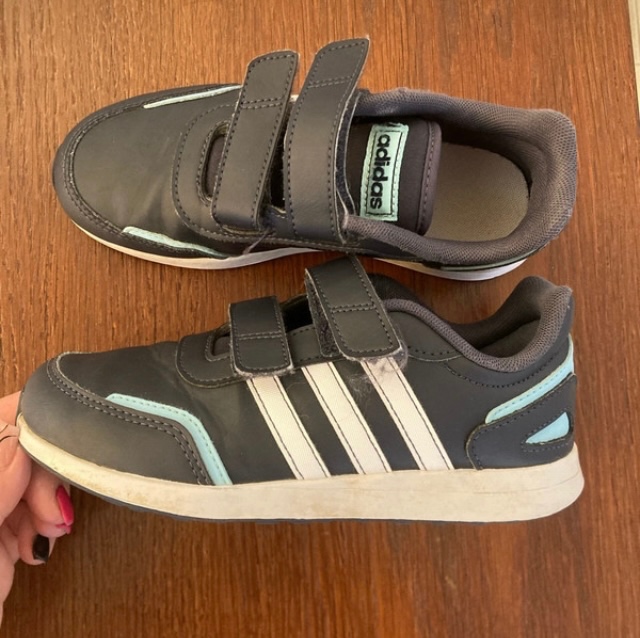 Detske koženne adidas tenisky