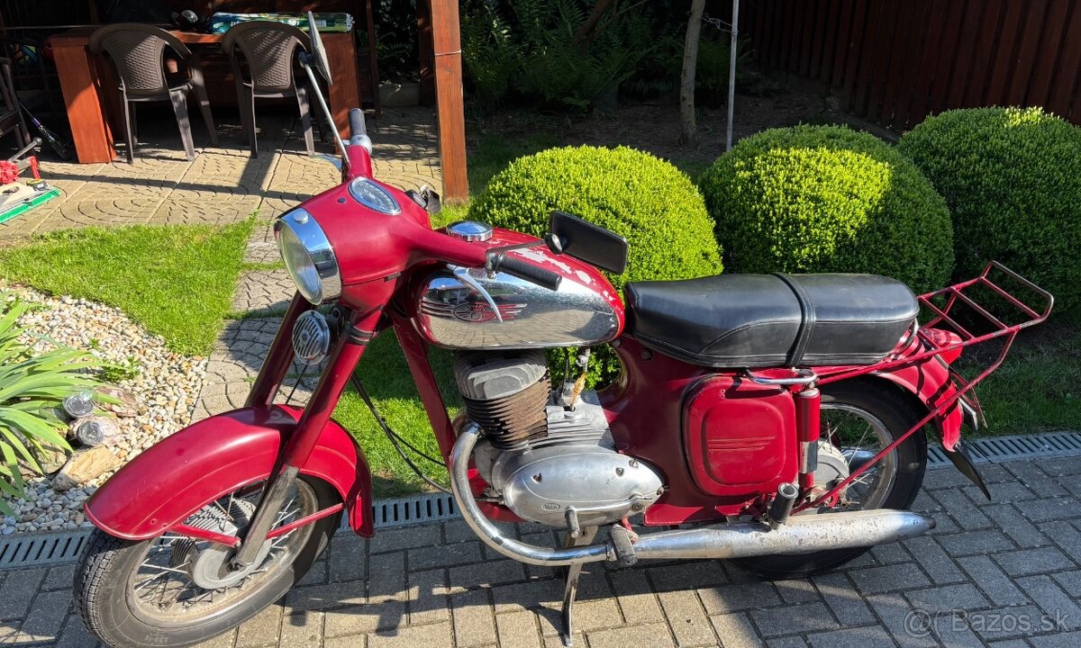 Jawa 250 559 Panelka