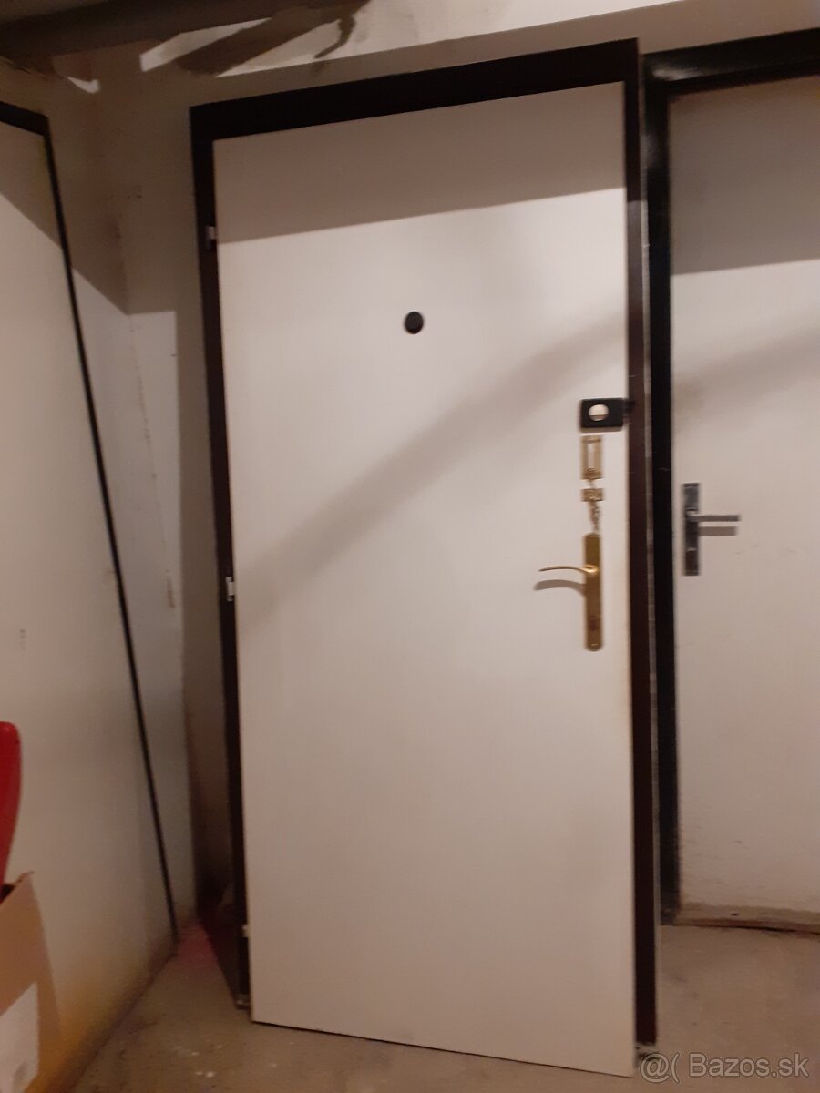 V chodove dver.interierove 80cm sirka.