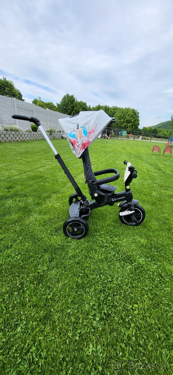Kinderkraft trojkolka