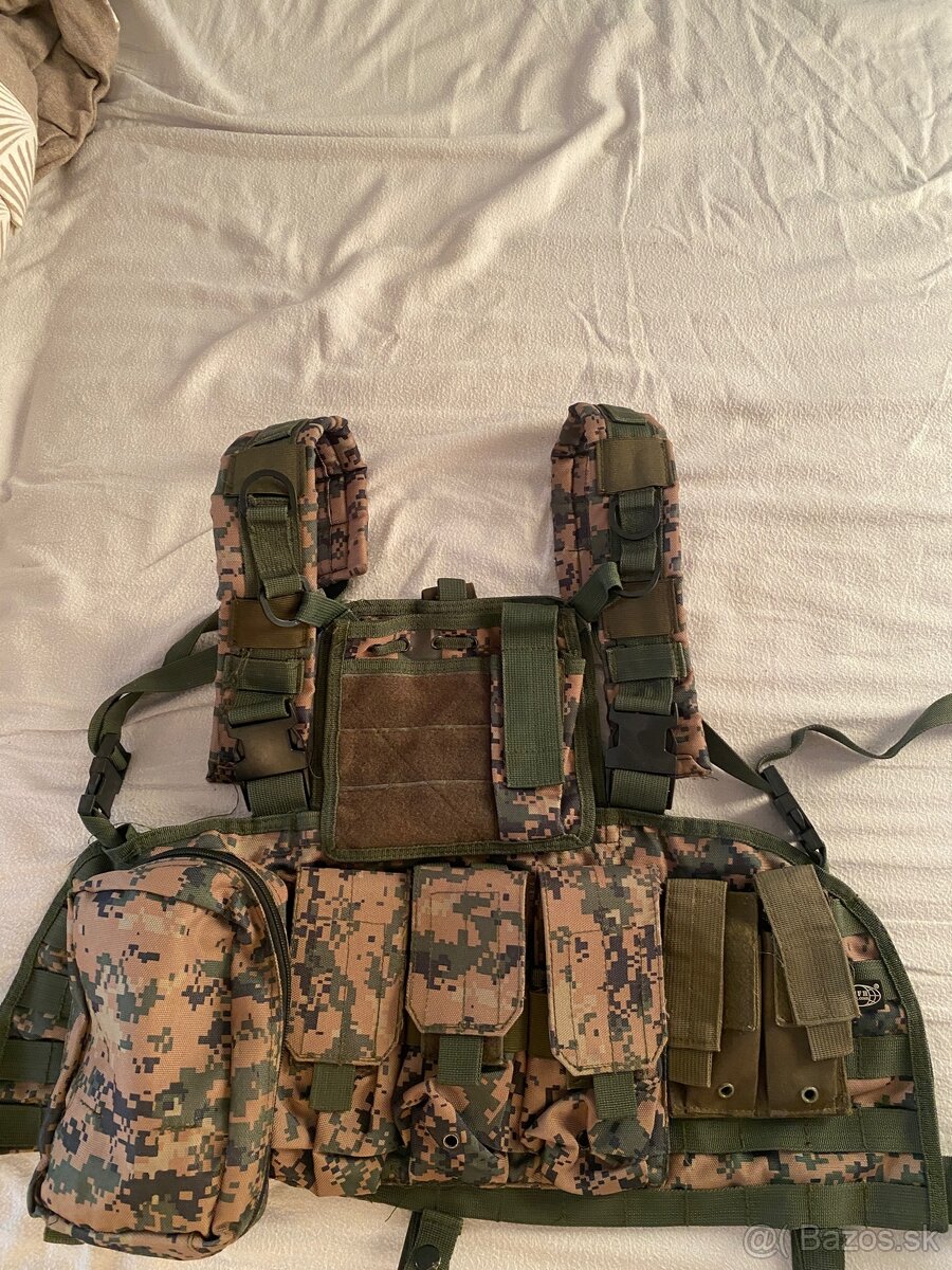 Taktická airsoft vesta