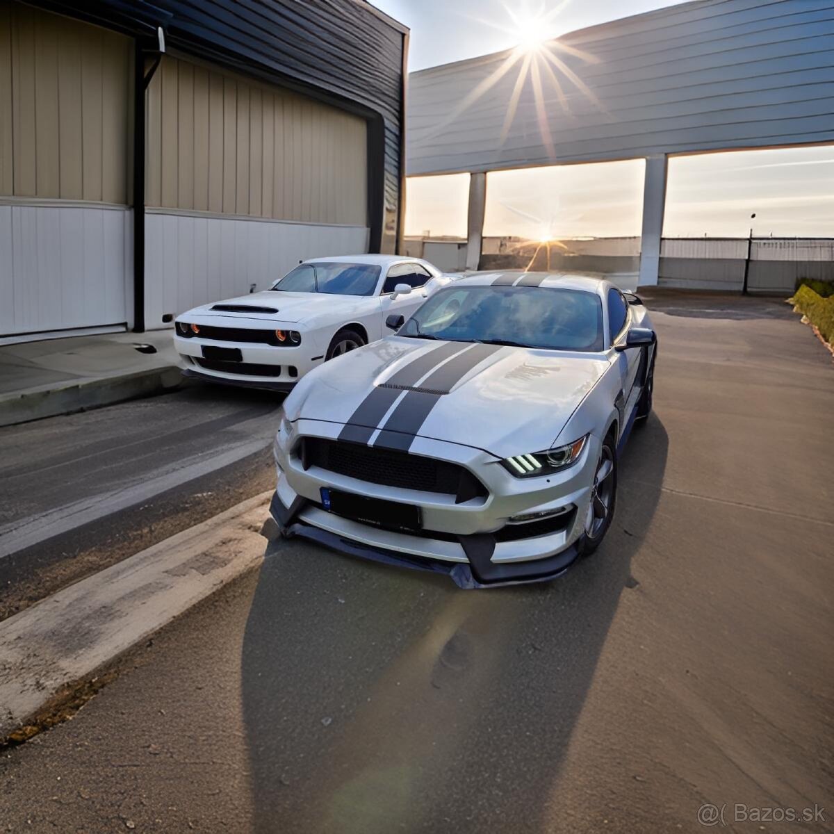 Prenájom Dodge Challenger ,Ford Mustang