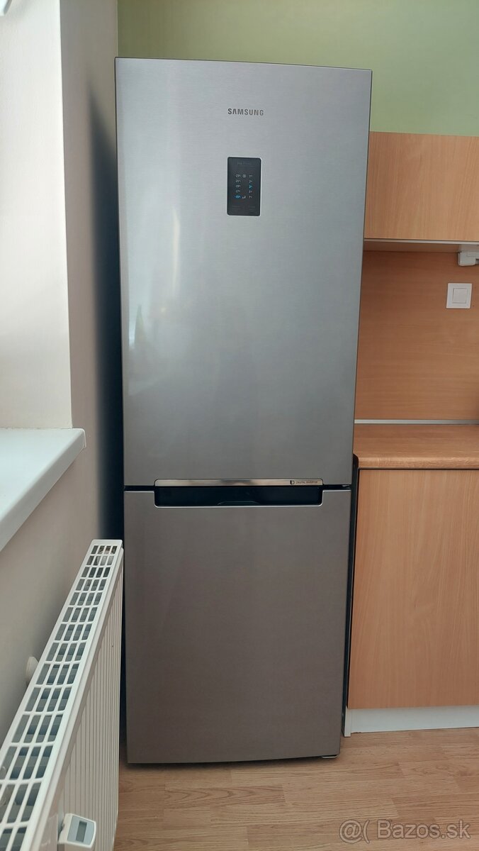 CHLADNIČKA SAMSUNG