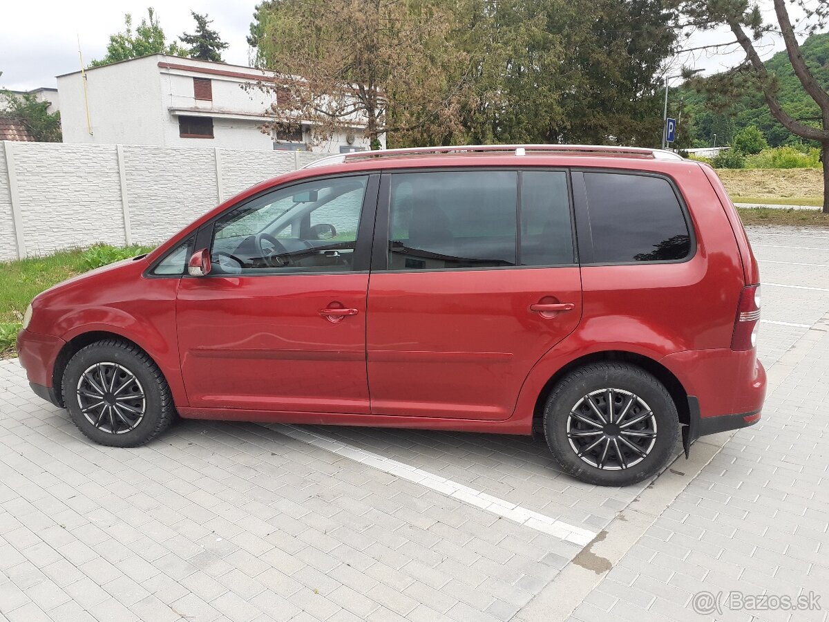 Volkswagen Touran 2.0 tdi 103kw