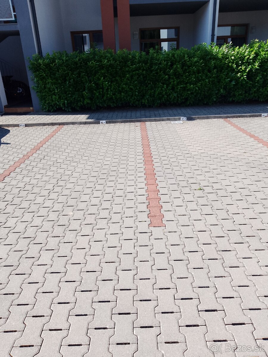 Byt s bonusmi rodinného domu- Poruba