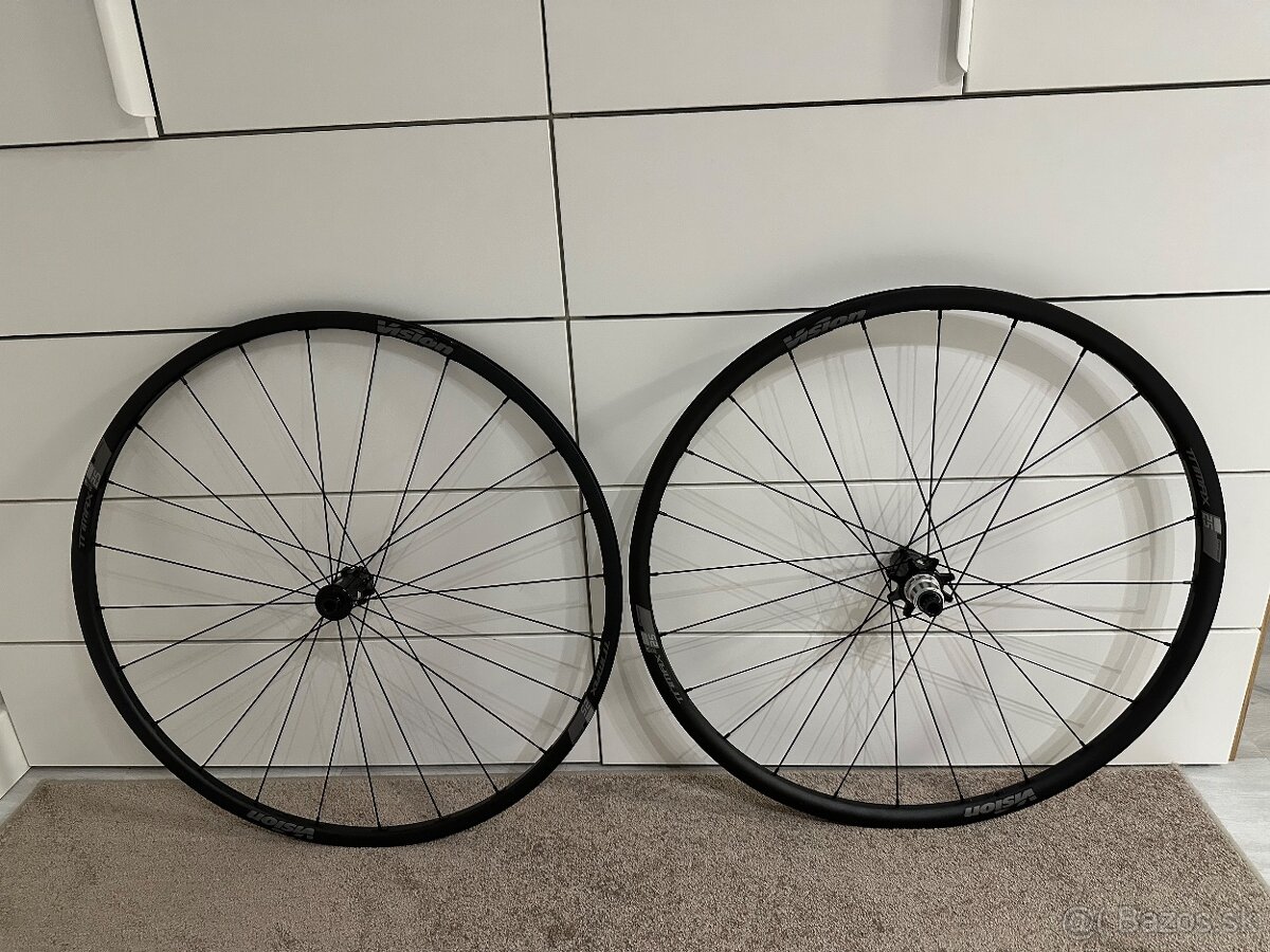 Vision Trimax 25 DB