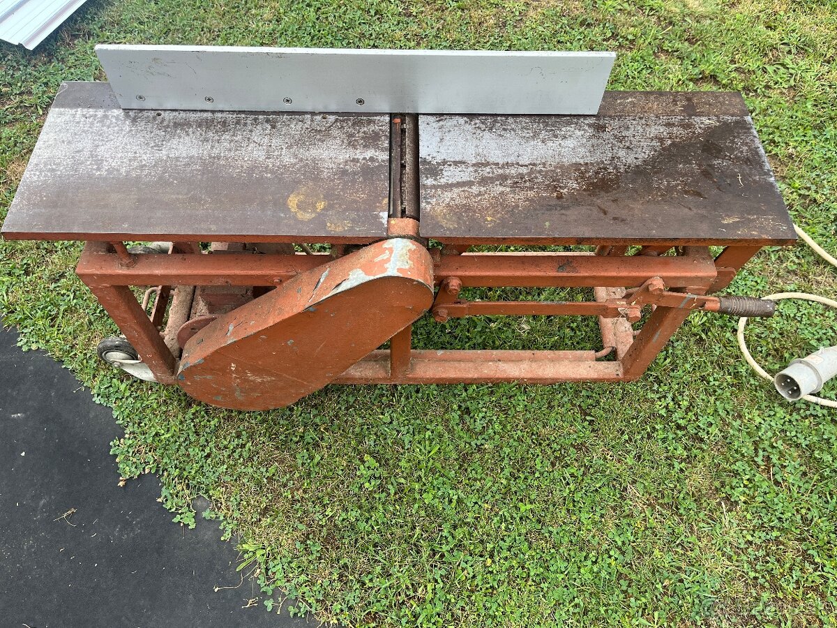 Hoblovačka šírka 20cm