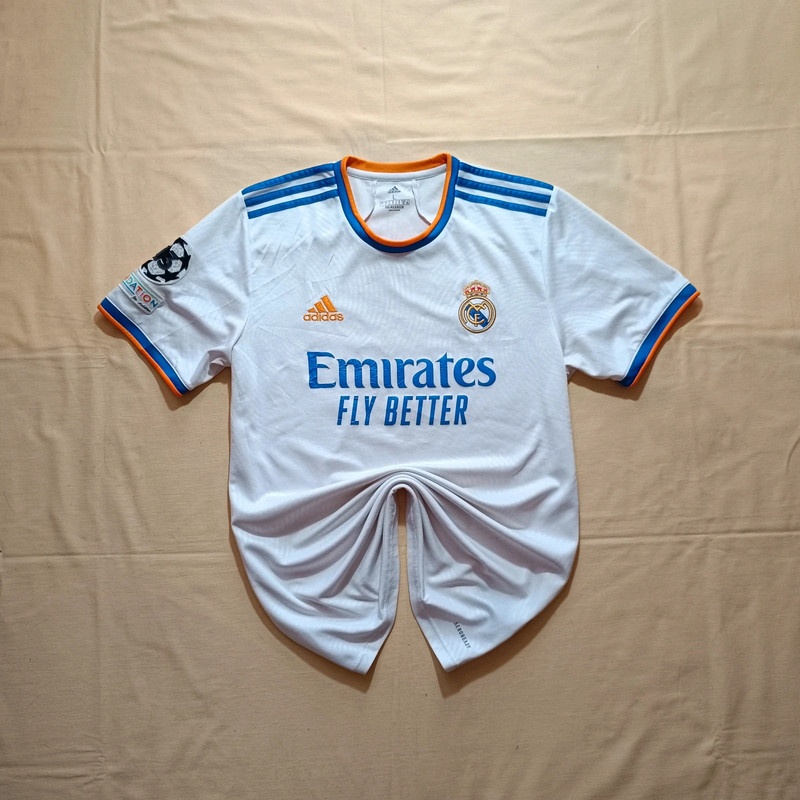 Real Madrid CF 2021-2022 domáci futbalový dres biely L