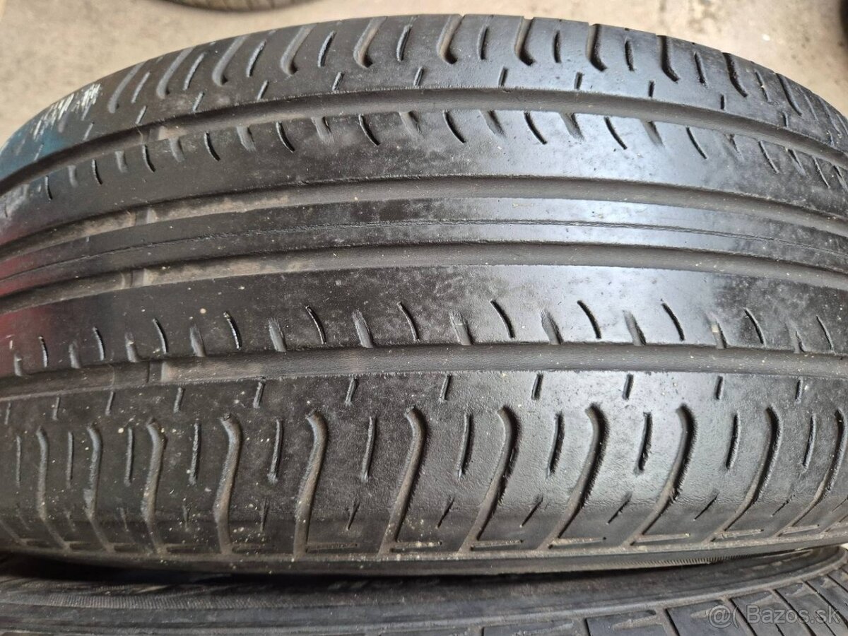 225/60 r17 letné 4 ks HANKOOK dezén 5,6 - 4,3 mm