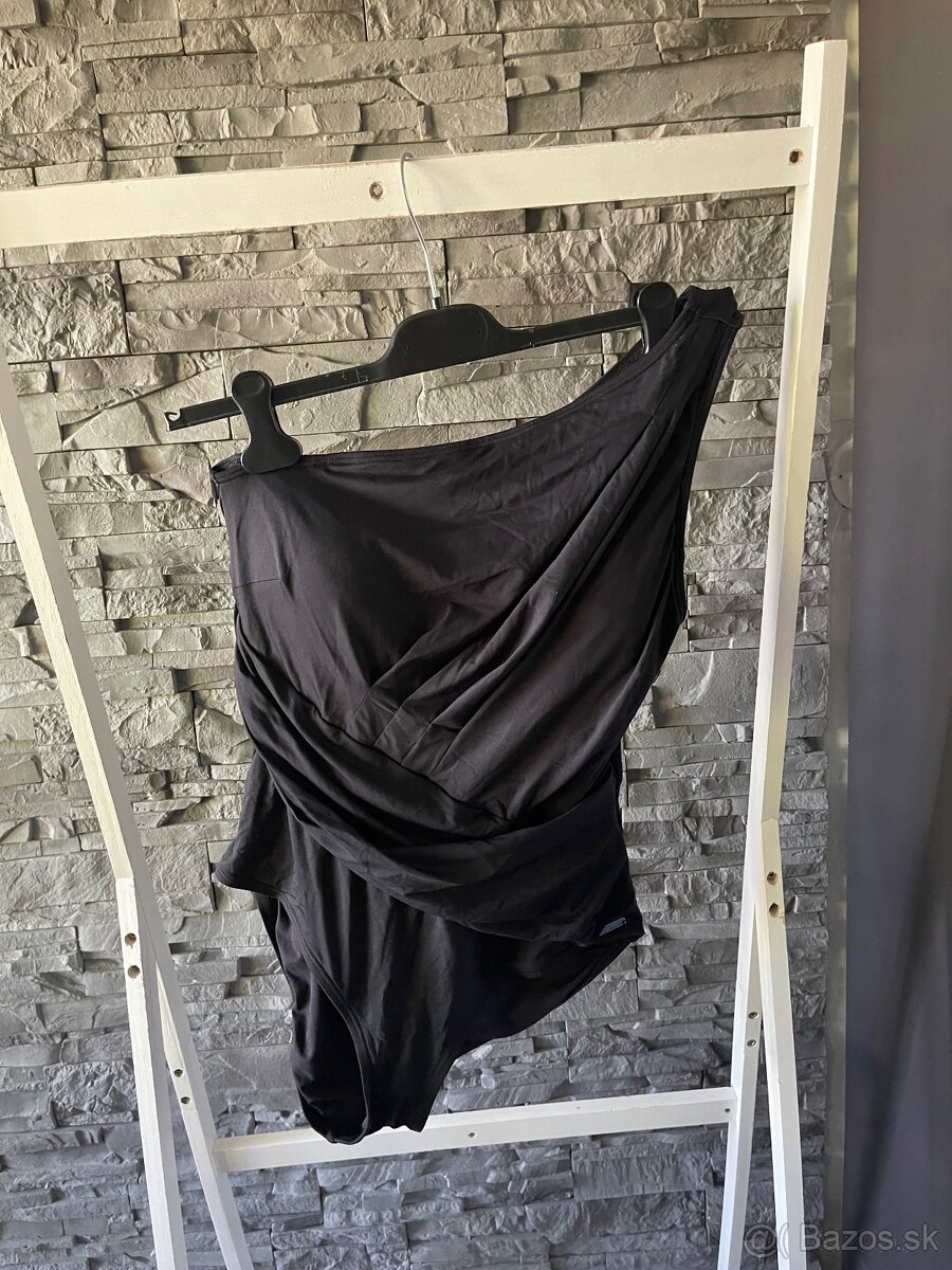 Michael Kors v.L