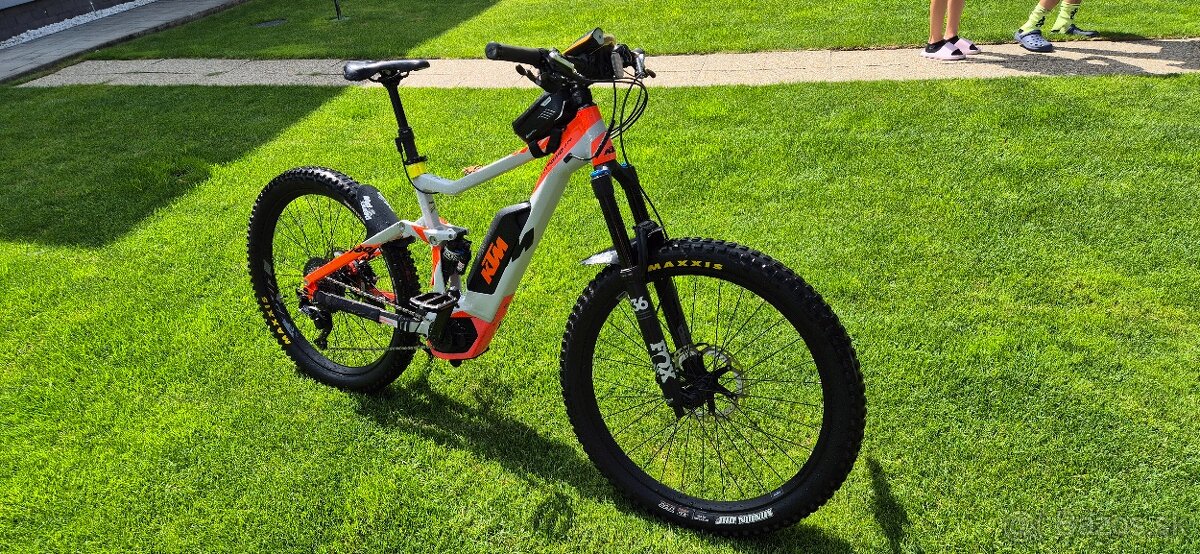 KTM macina kapoho 274