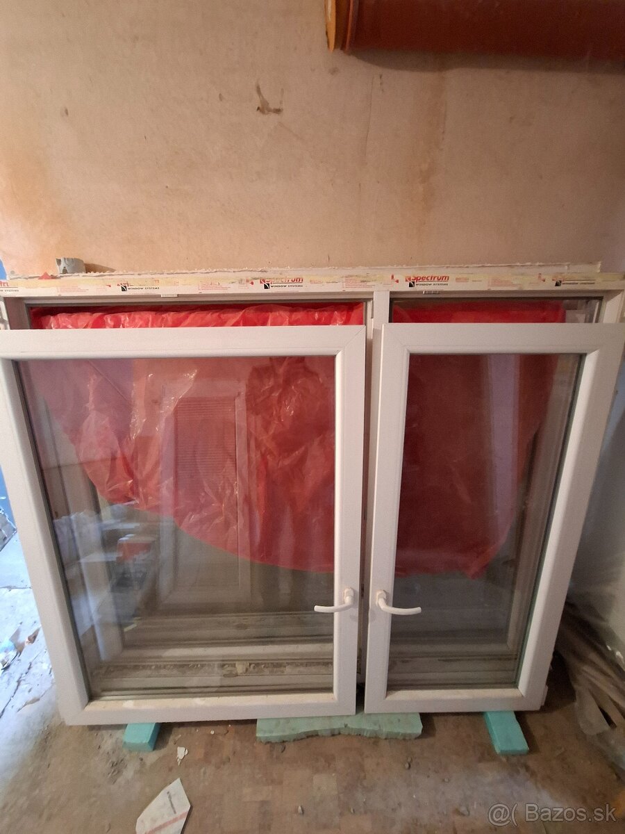 Plastove okno