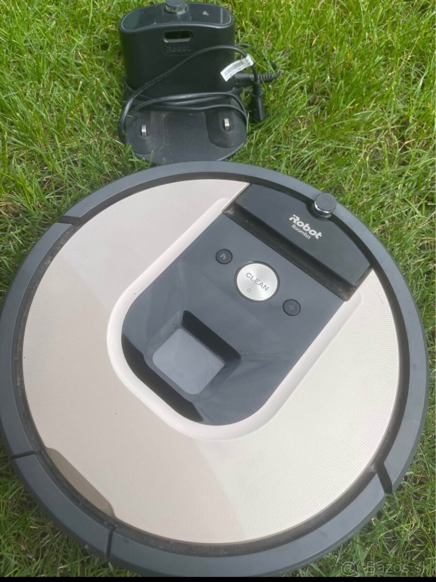 Roboticky vysavac