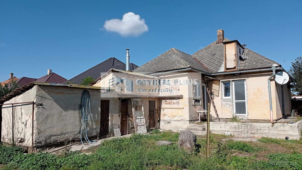 EXKLUZIVNE na predaj 3-izbový rodinný dom Šurany