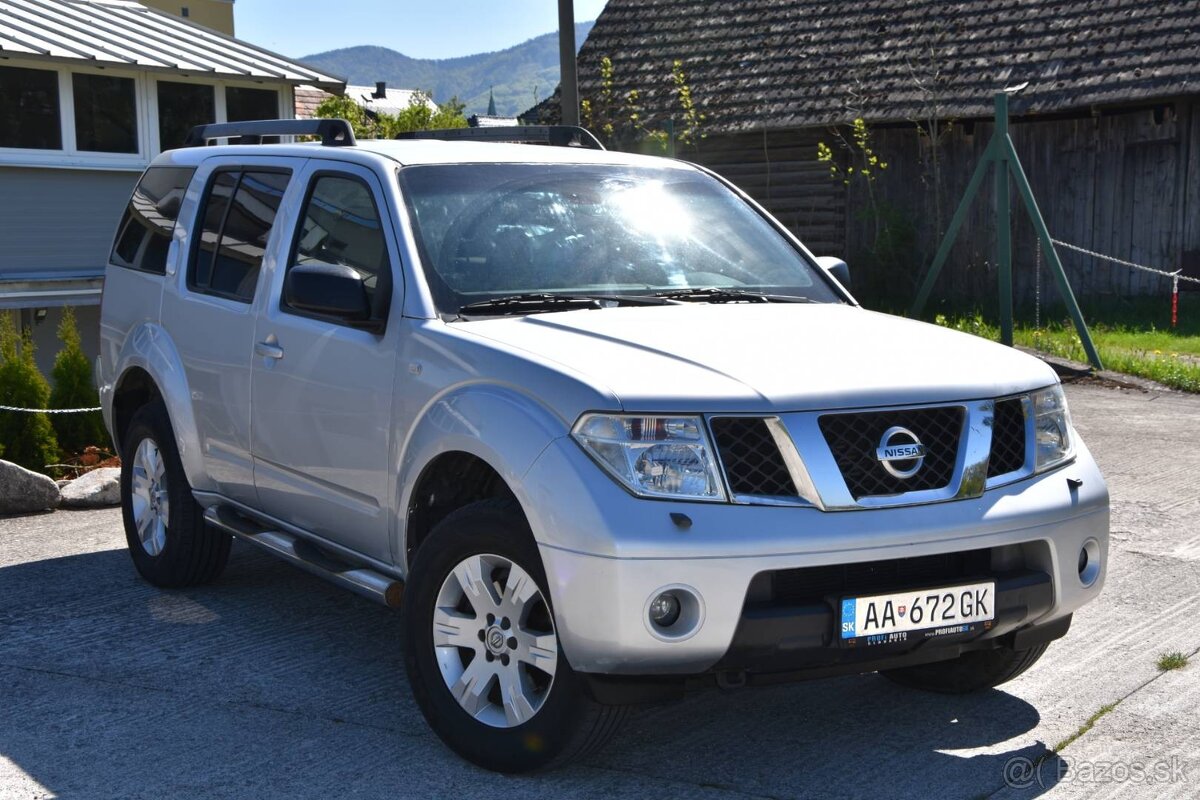 Nissan Pathfinder 2.5 dCi terénne