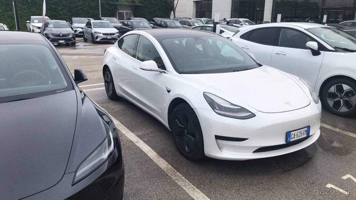 Tesla Model 3 Standard Range 2020