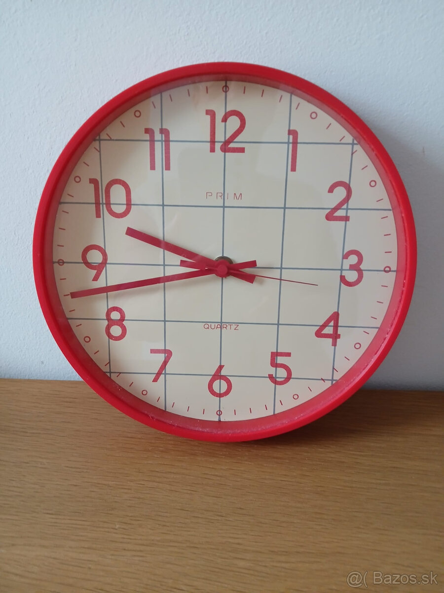 Nástenné hodiny PRIM