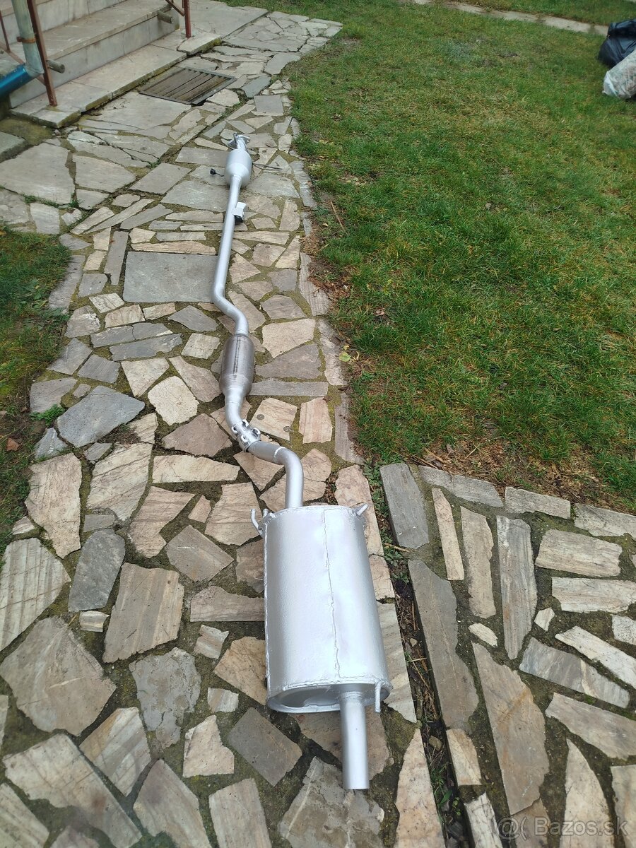 Mitsubishi lancer 2011 1.6 benzin vyfuk