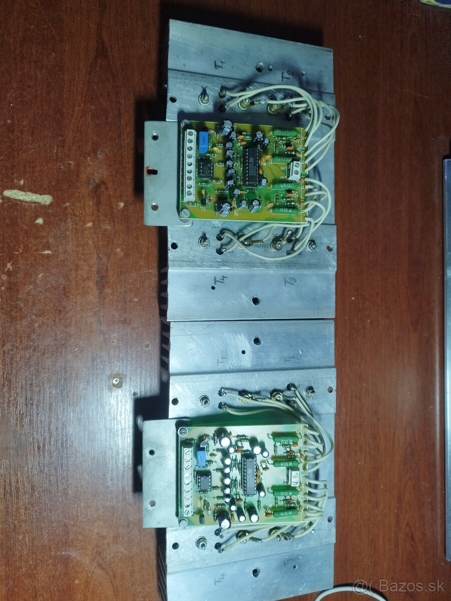 Moduly zosilňovača