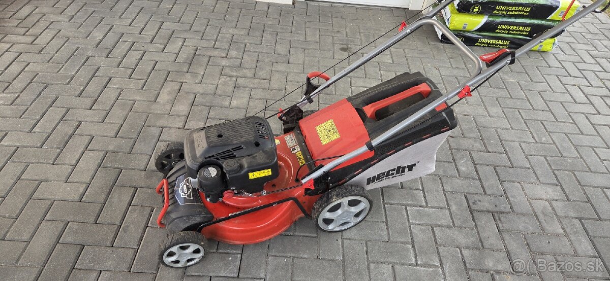 Benzinova kosačka s pojazdom