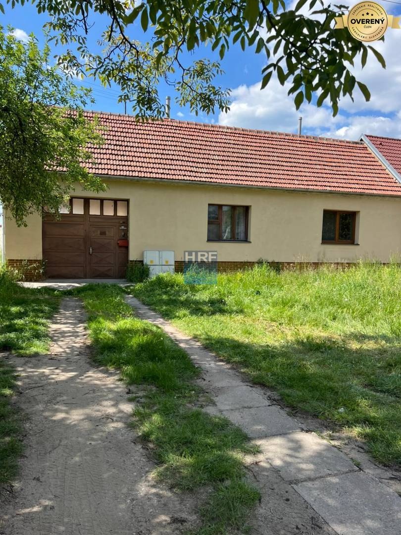 Rodinný dom so spoločným dvorom v Holíči
