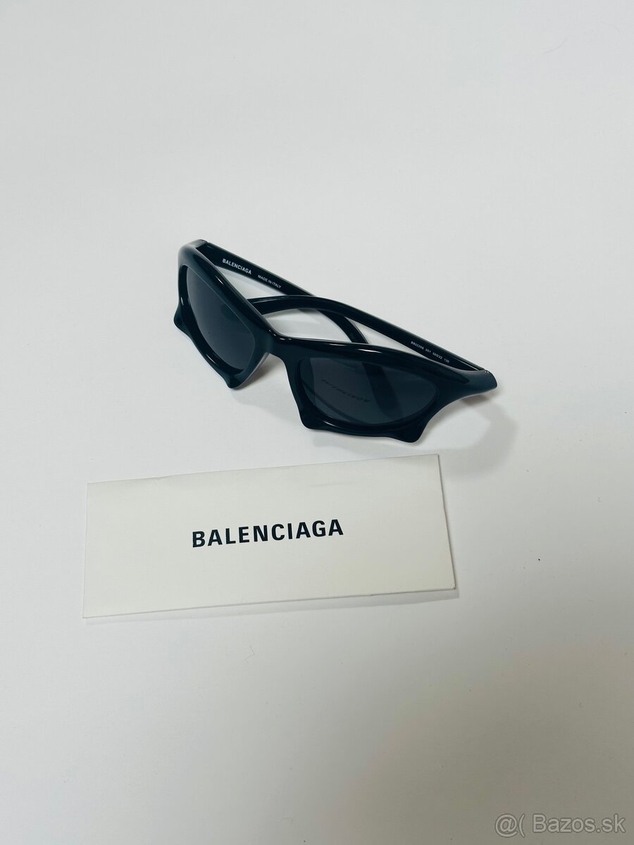 Balenciaga “Cat sunglasses”