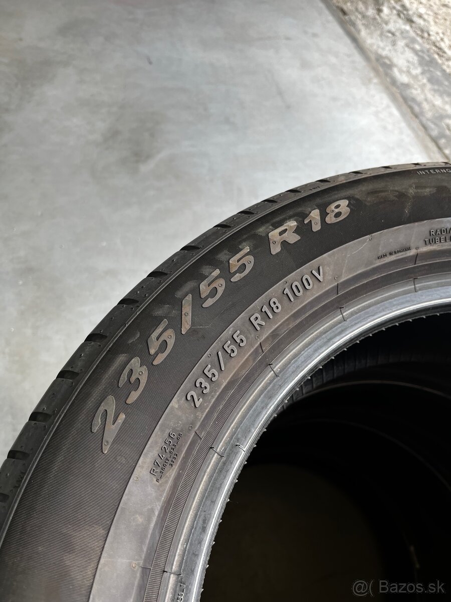Predam pneu 235/55 R18