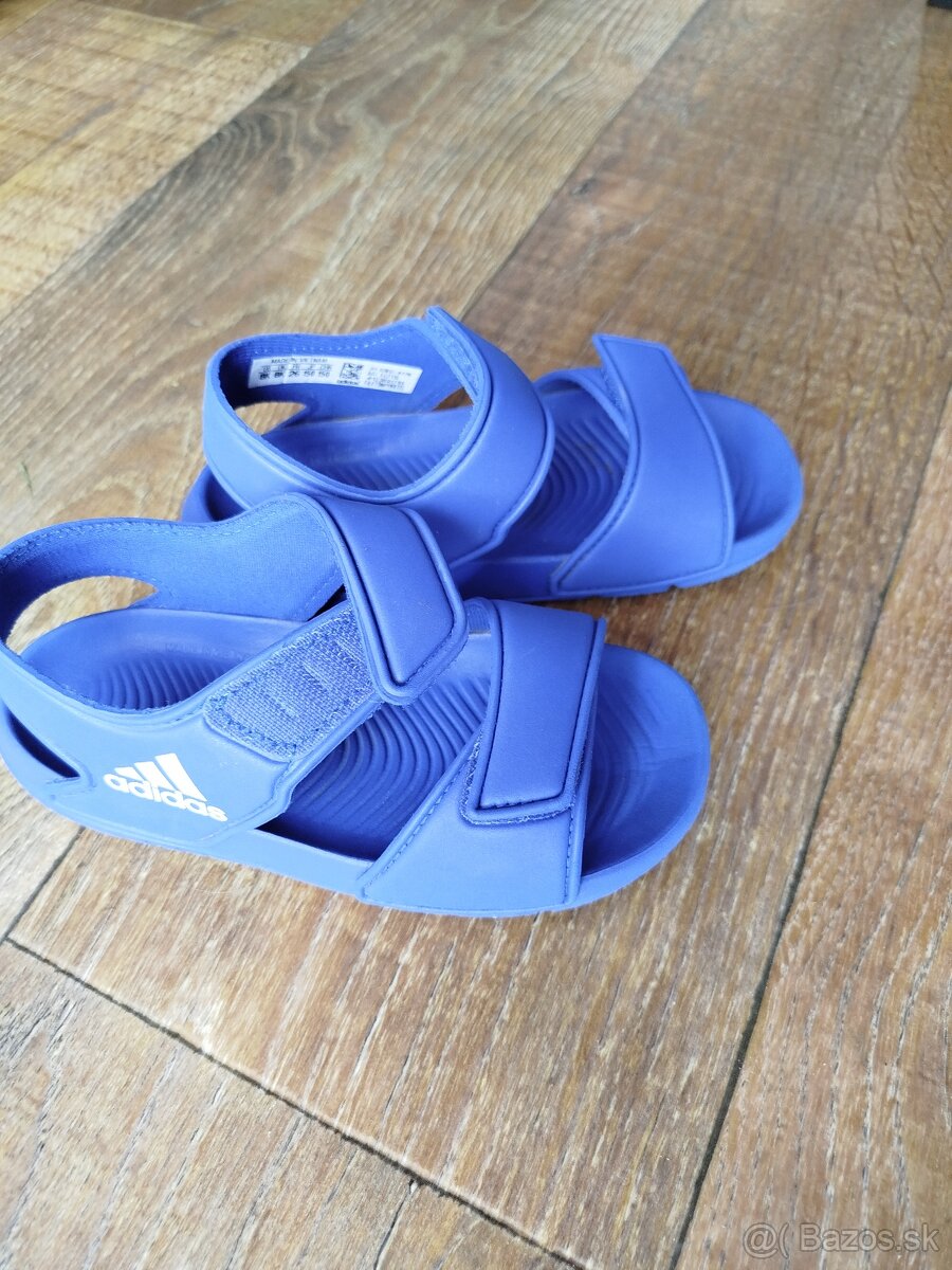 Sandále Adidas