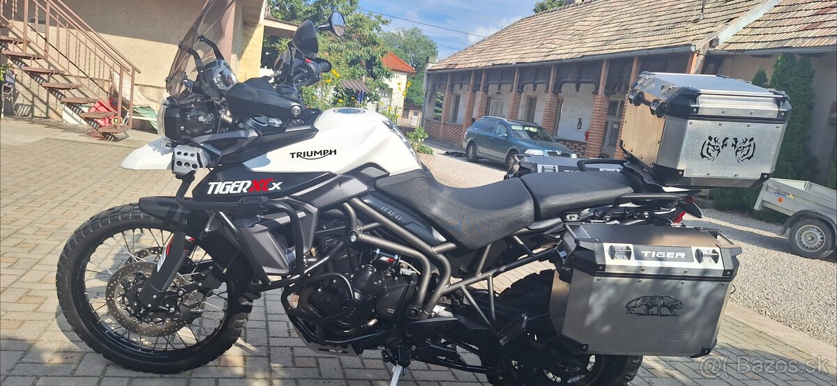 Triump Tiger 800 Xcx