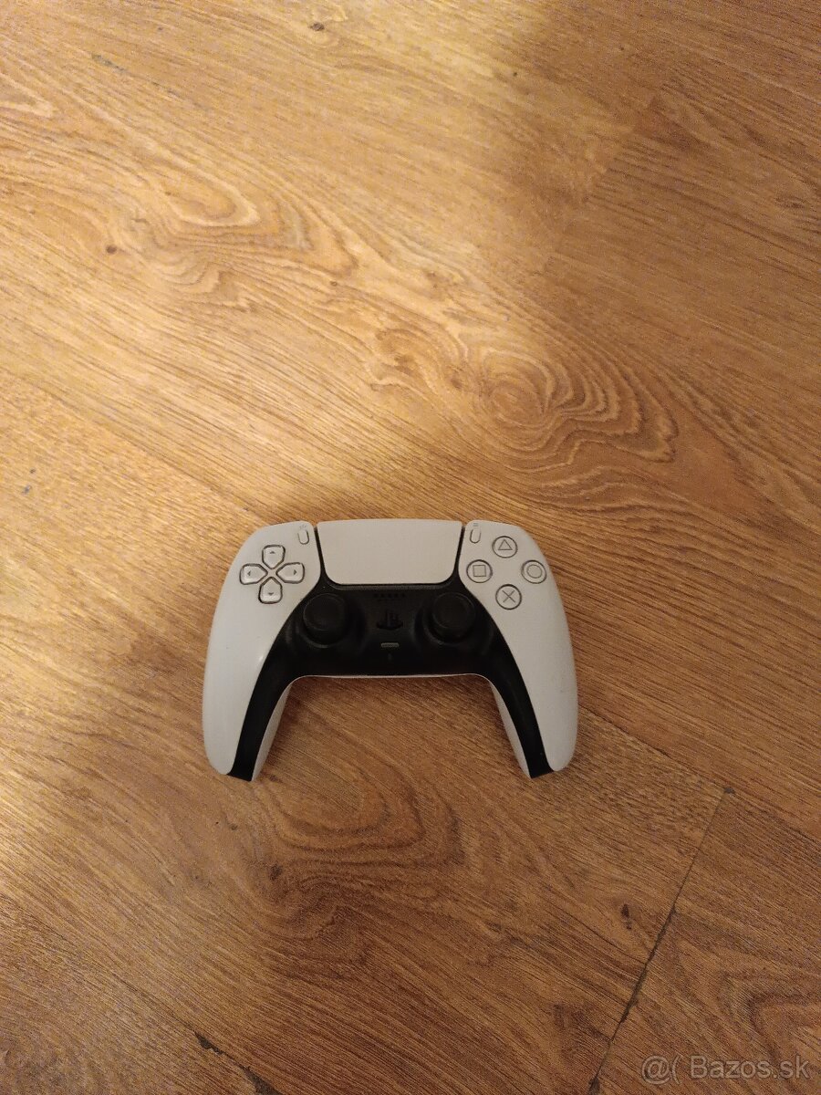 Dualshock Ovládač.na ps5 drift