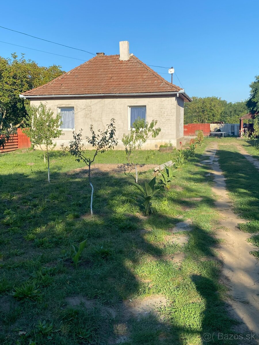 RD 8 km od Sárospataku