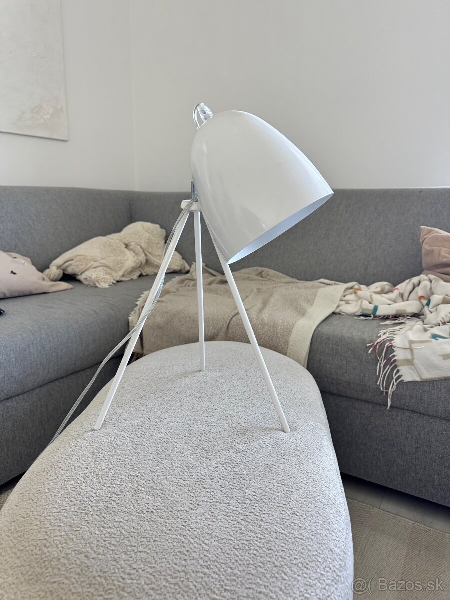 Stolová lampa