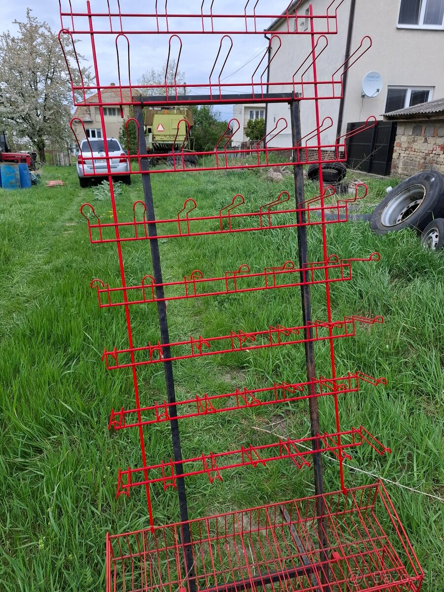 Regale na rôzne veci