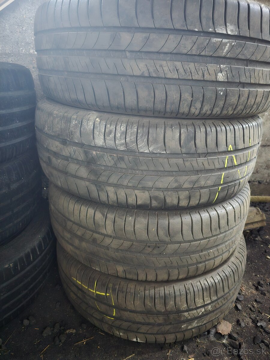 205/60R16