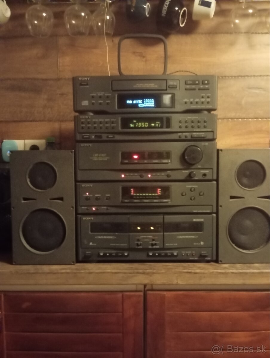 Predám hifi vežu Sony s veľmi pekným zvukom.