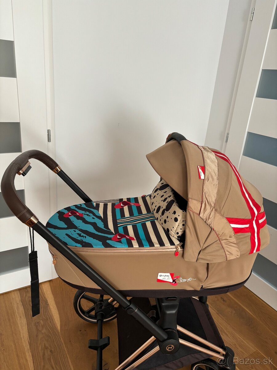 Vanička cybex karolina kurkova 4.0