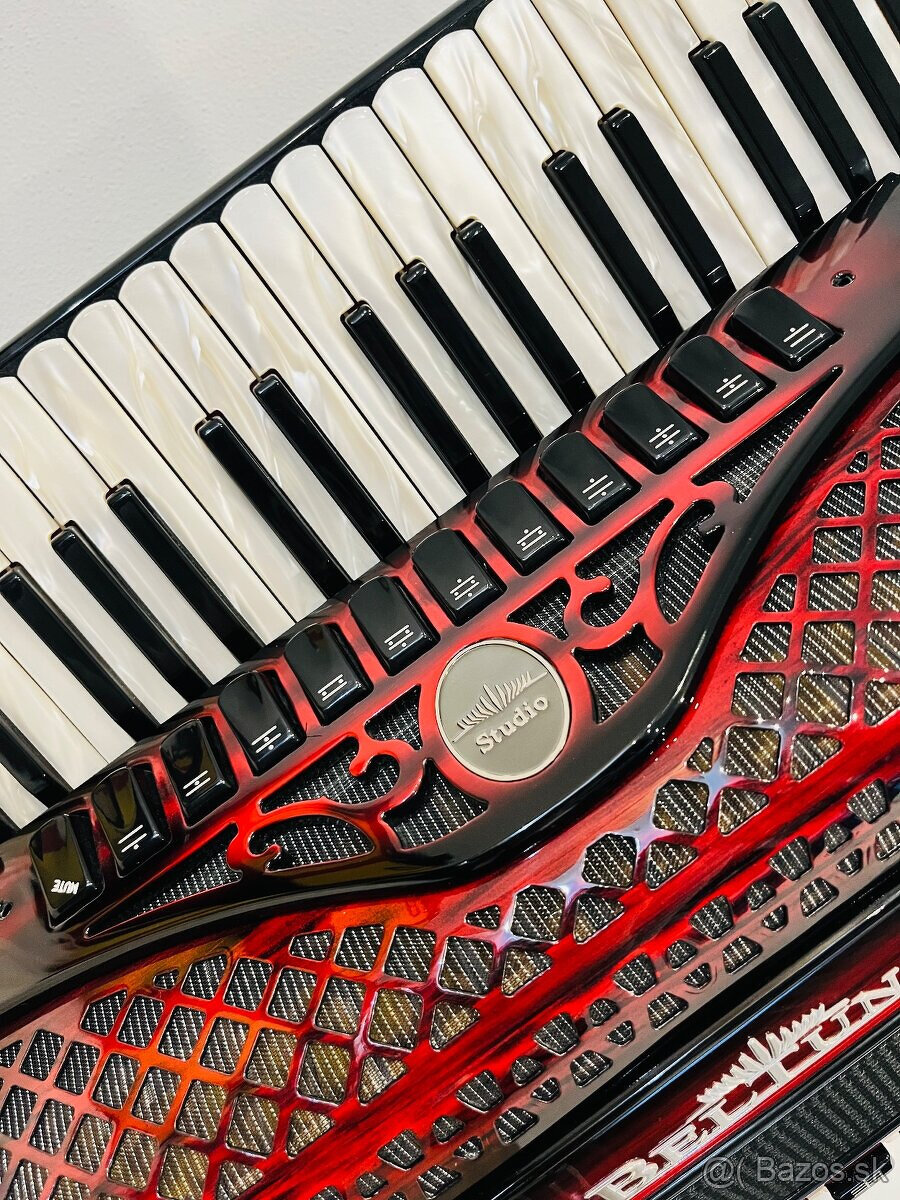 redám nový akordeón BETLUNA IV 120 STUDIO- akordeón pre prof