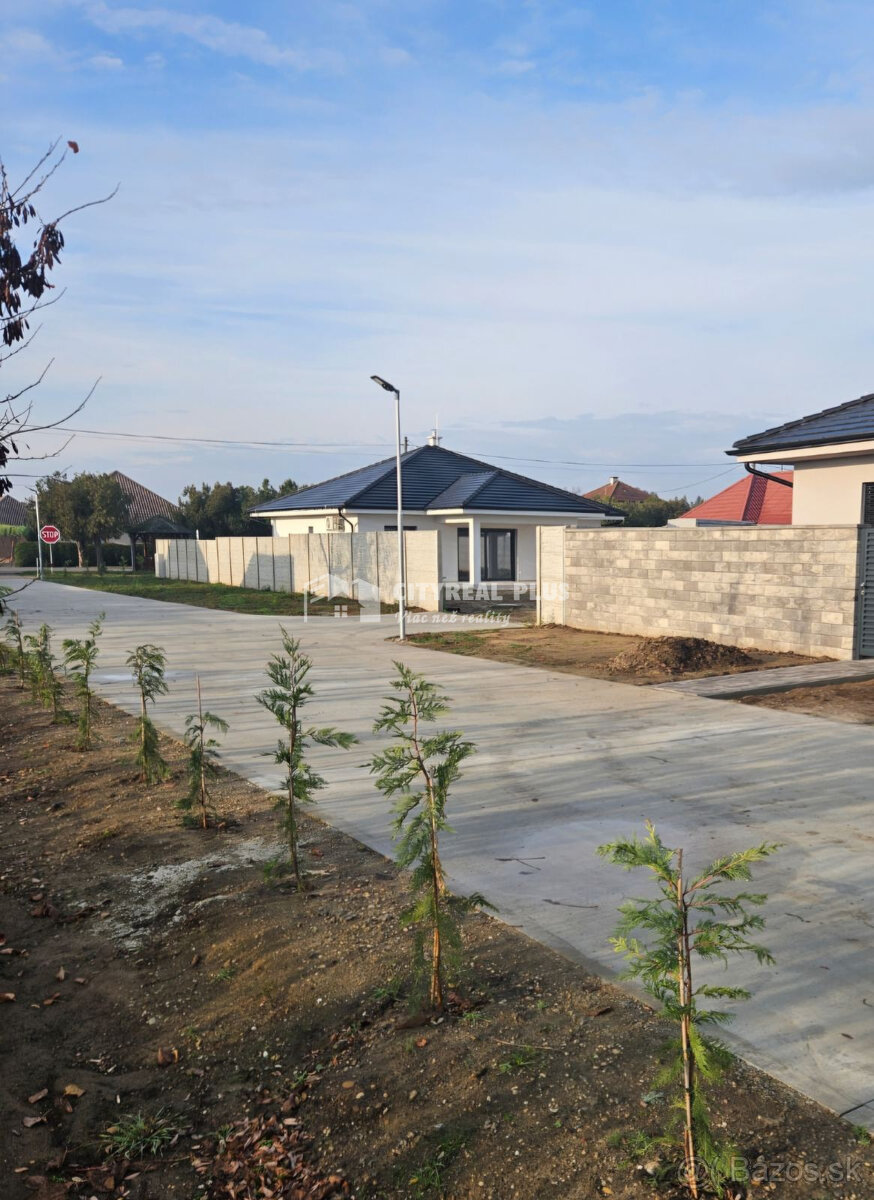 Na predaj 4 izbová moderná novostavba len 15 km od Komárna