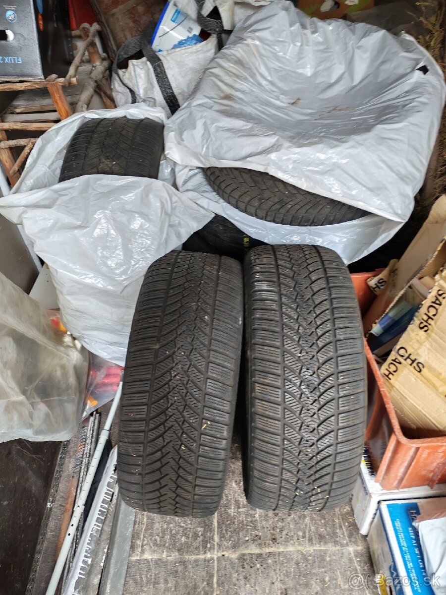 Pneumatiky 275/45 R20 SEMPERIT SPEEDGRIP 3