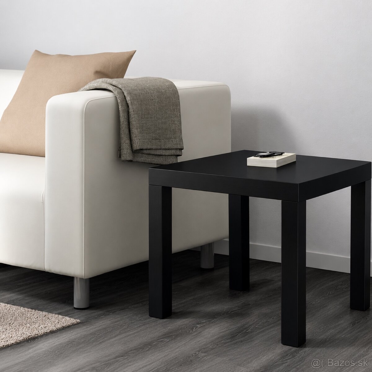 IKEA stolík – čierny