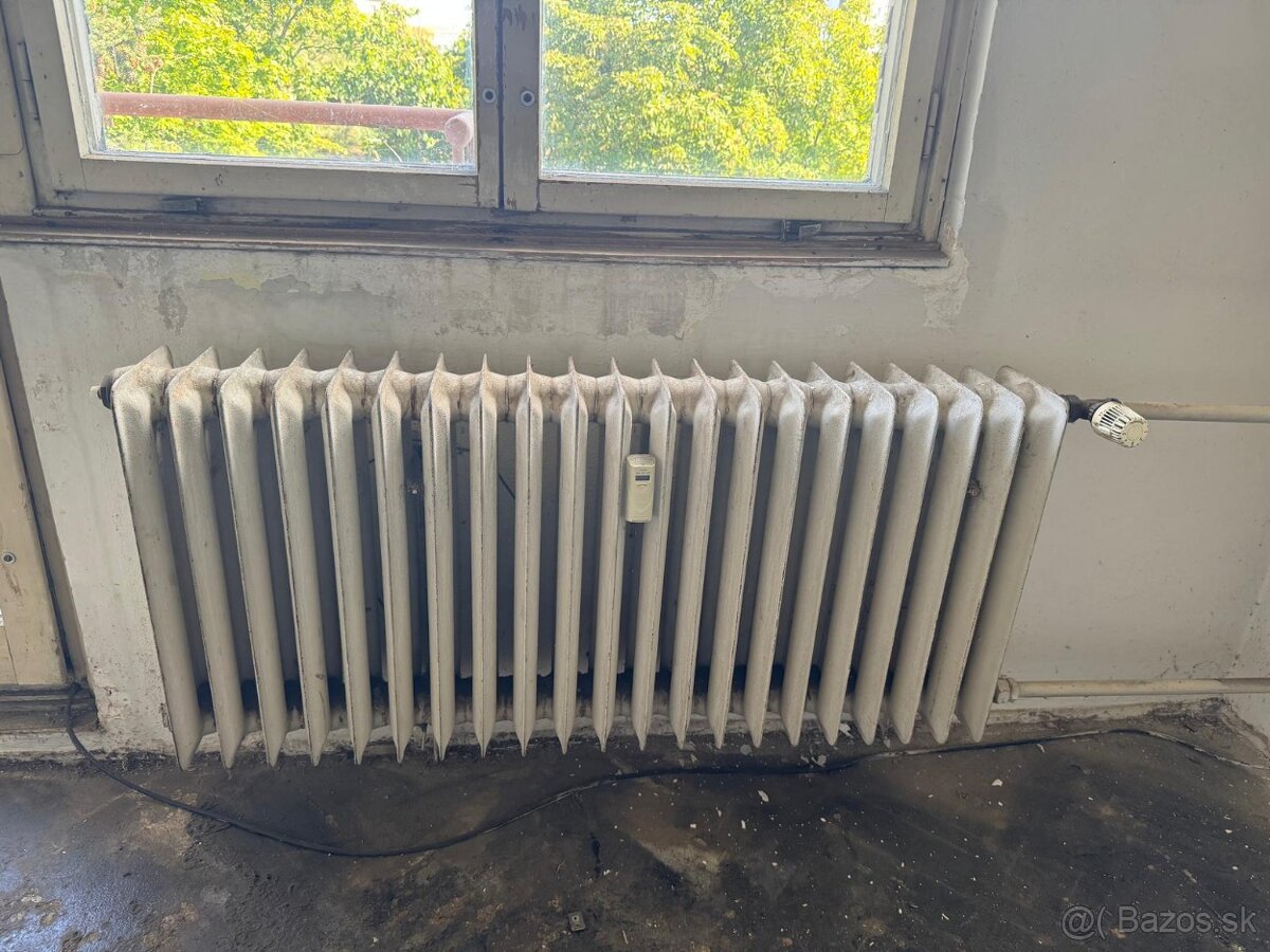 Liatinový radiátor 130 cm