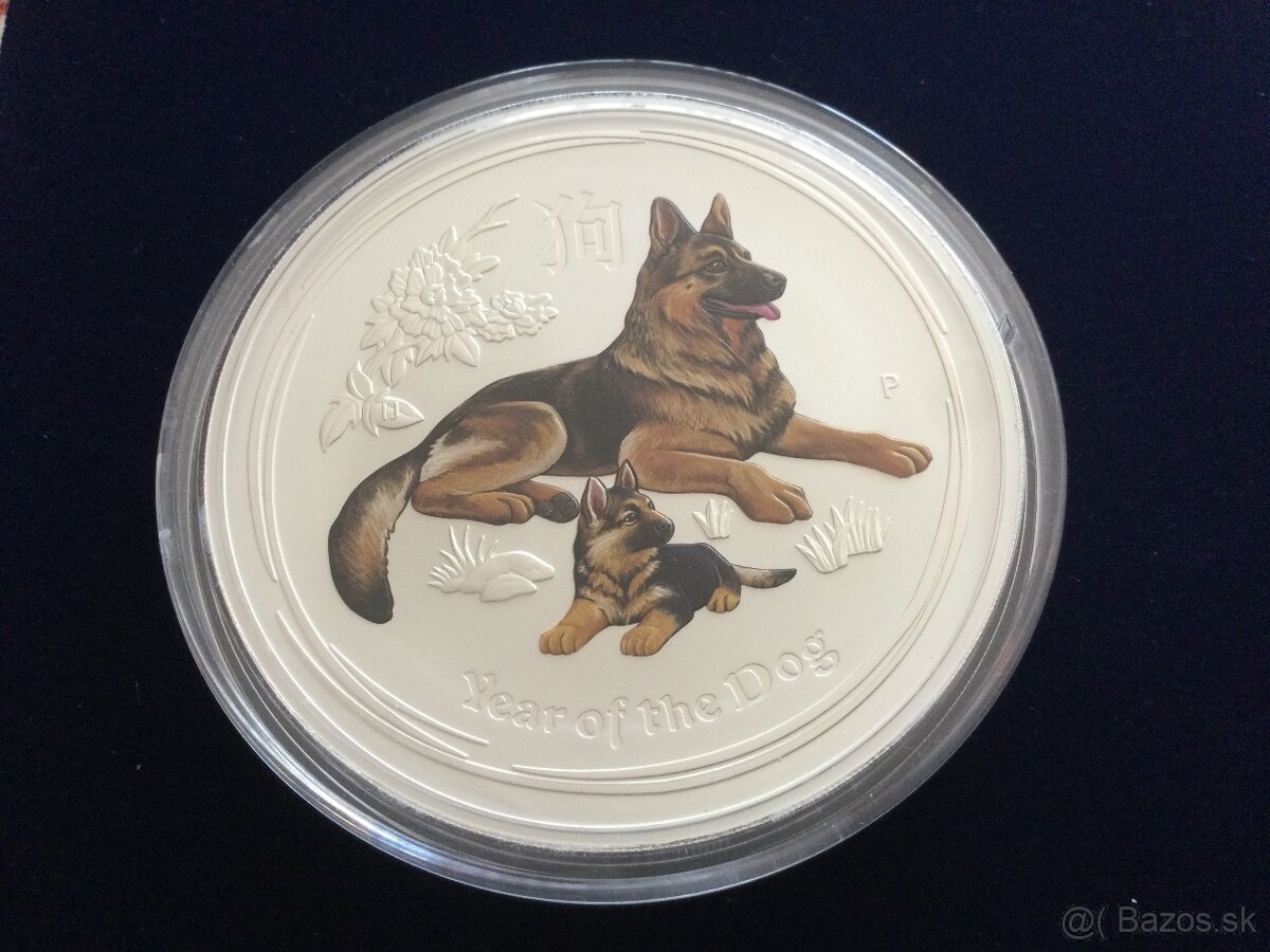 1 kg stříbrná barevná mince pes 2018 - originál