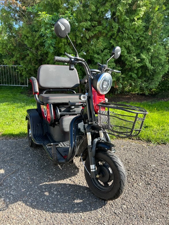 Elektricka trojkolka