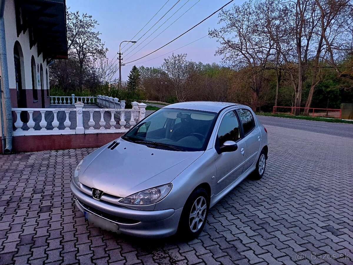 Peugeot 206