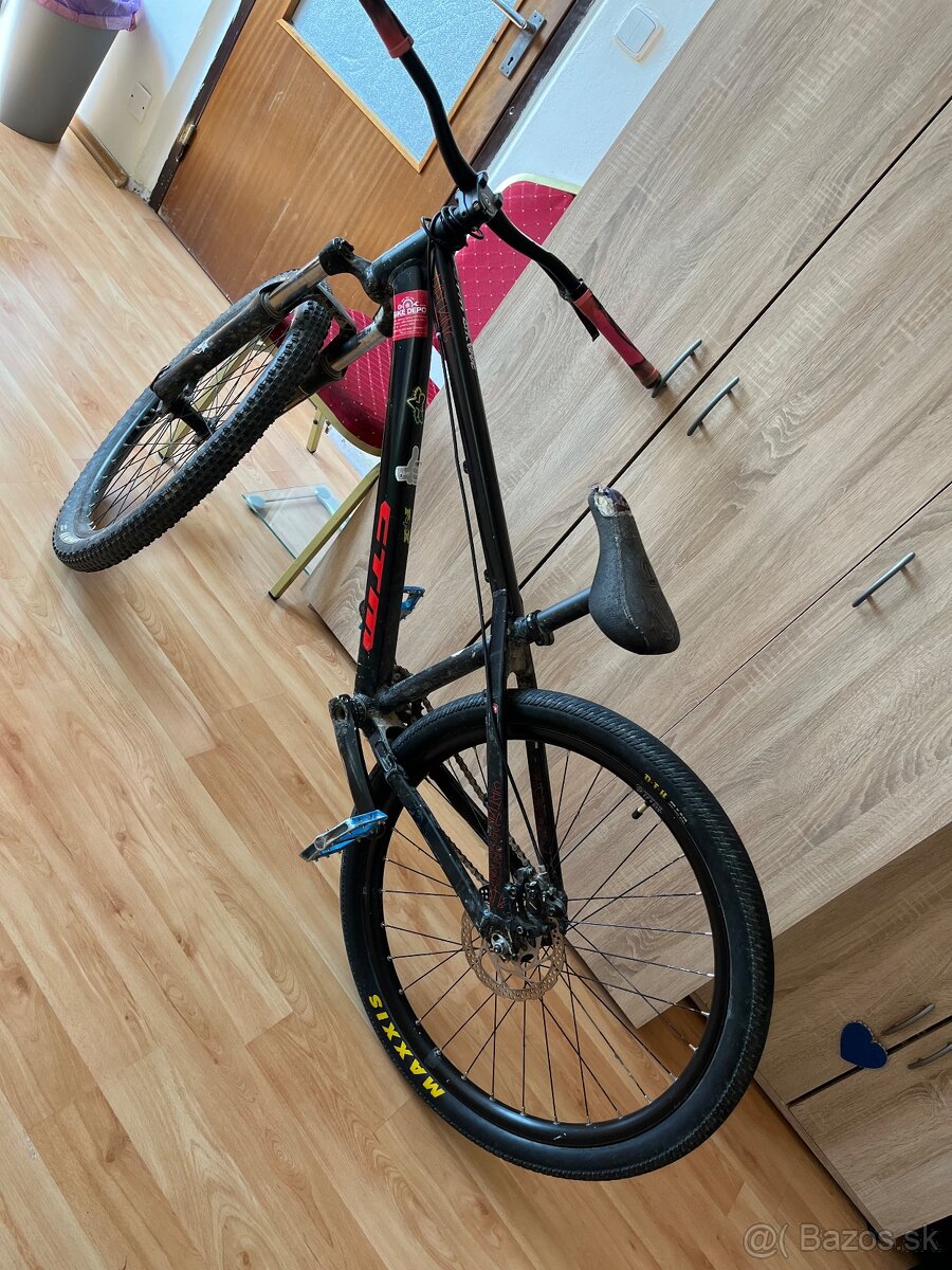 Dirt bike