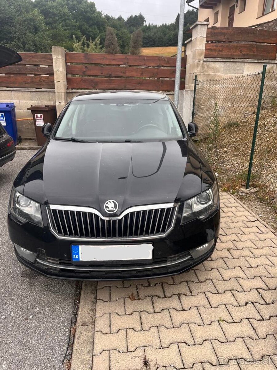 Predám náhradné diely na Škoda superb 2 1.6 tdi 77kw dsg