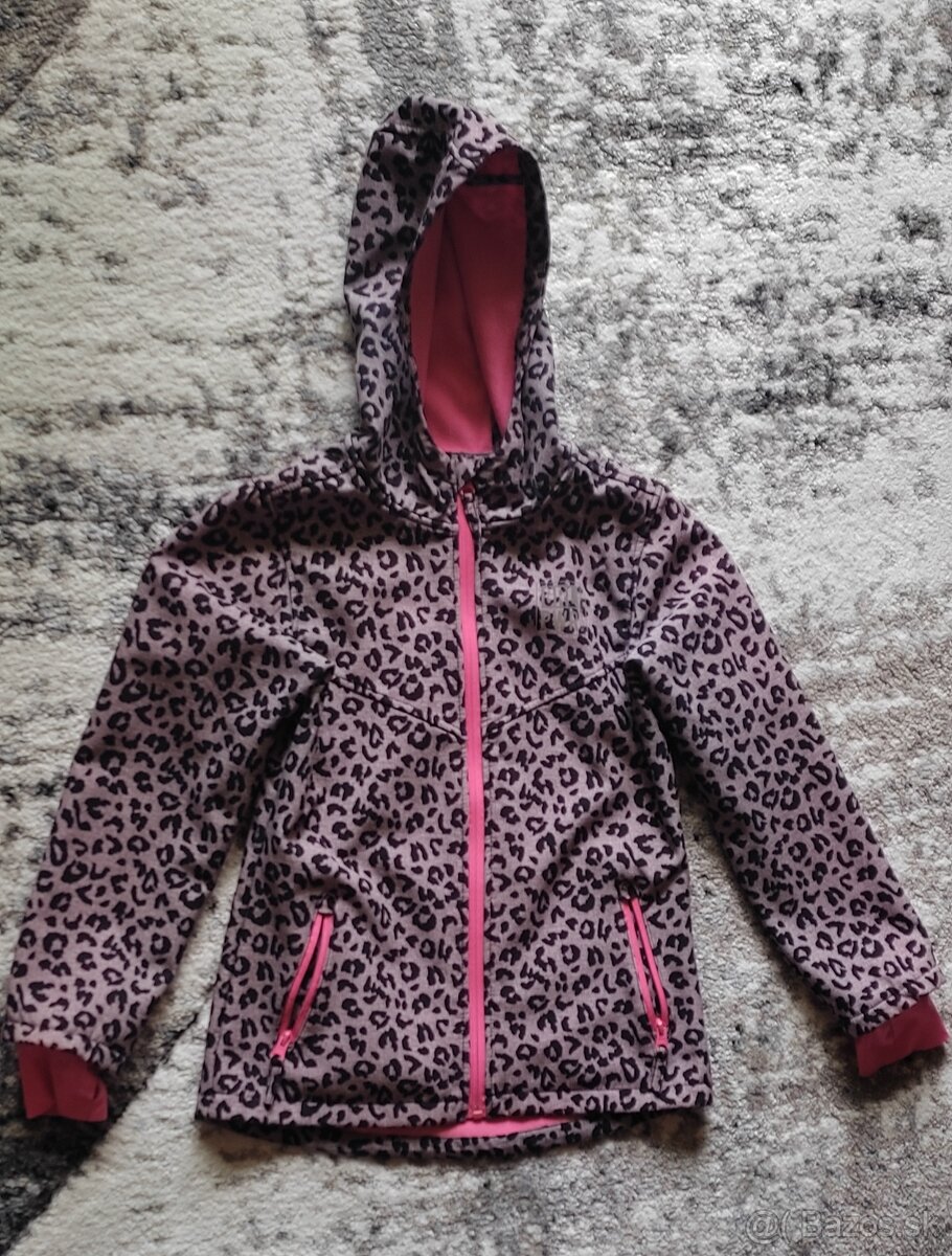 softshellová bunda v . 134-140