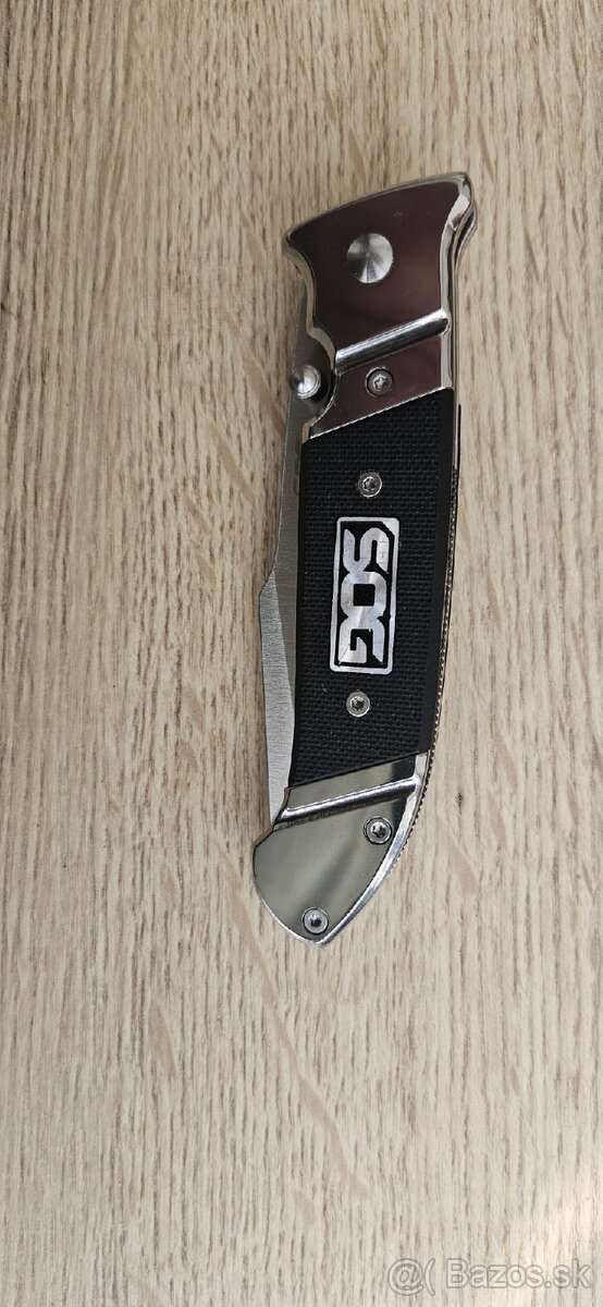 Vreckovy nozik SOG 8.5cm cepel