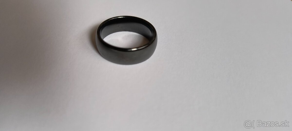 Čierny prsteň z karbidu volframu